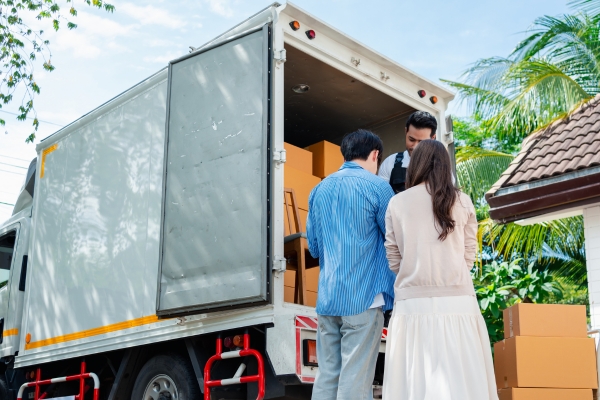 Transporte y logística en mudanzas de muebles grandes